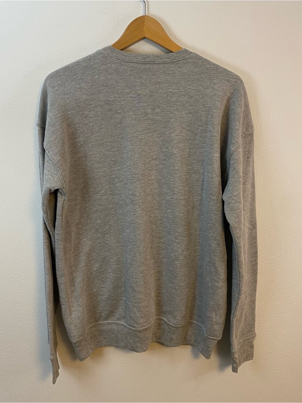 Let Love Be Genuine Bible Verse Romans Grey Crewneck Pullover NWT Womens Medium - Picture 5 of 7